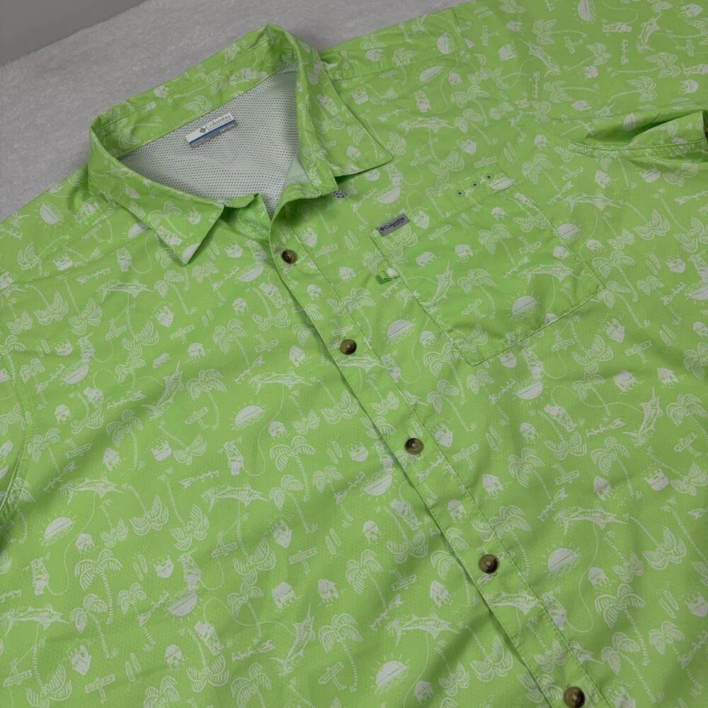 Columbia Button Up Shirt Men 2XT Green Graphic Print Short Sleeve Polyester